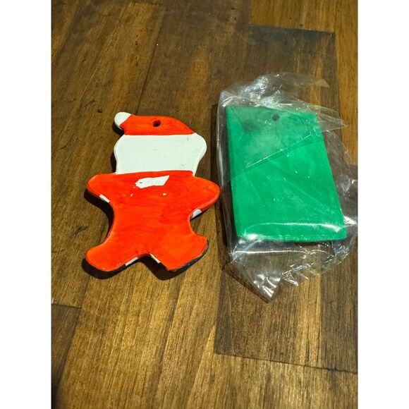 Set of 2 Vintage Hand-Painted Christmas Ornaments - Picture 2 of 2